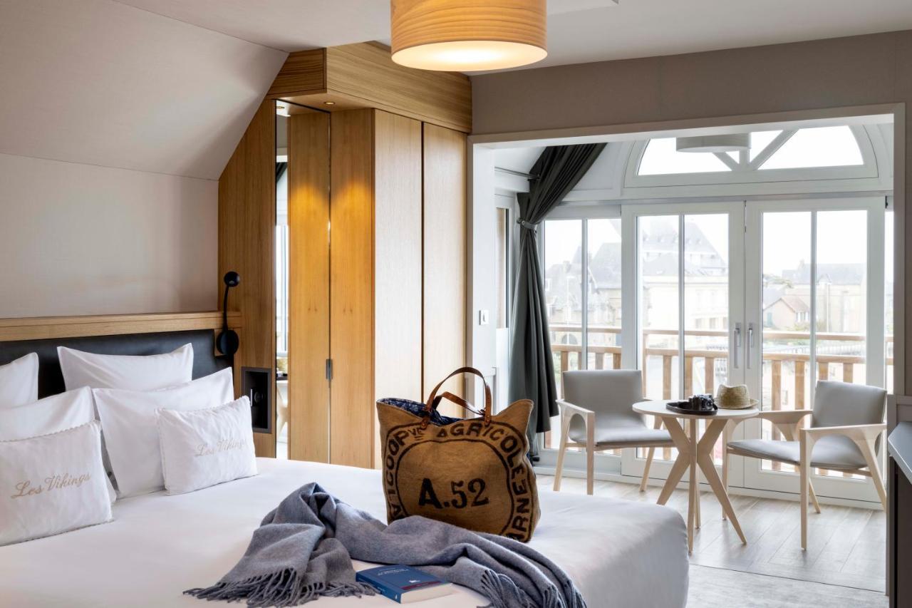Hotel Les Vikings 르크로아시 외부 사진