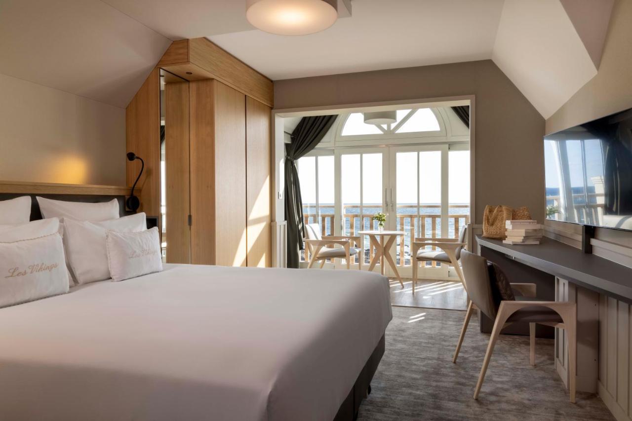 Hotel Les Vikings 르크로아시 외부 사진
