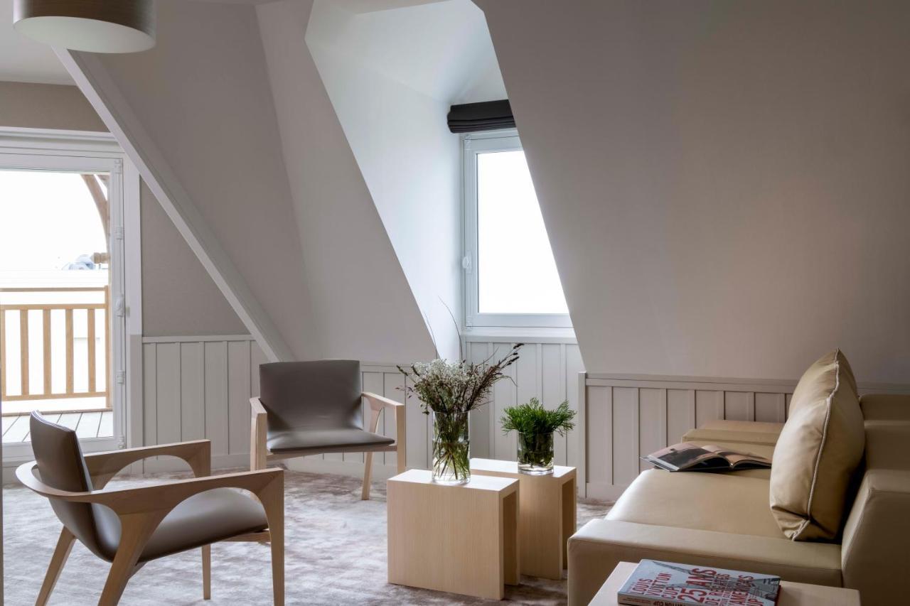Hotel Les Vikings 르크로아시 외부 사진